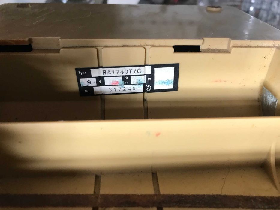 Radiola gira disco raro portátil raro