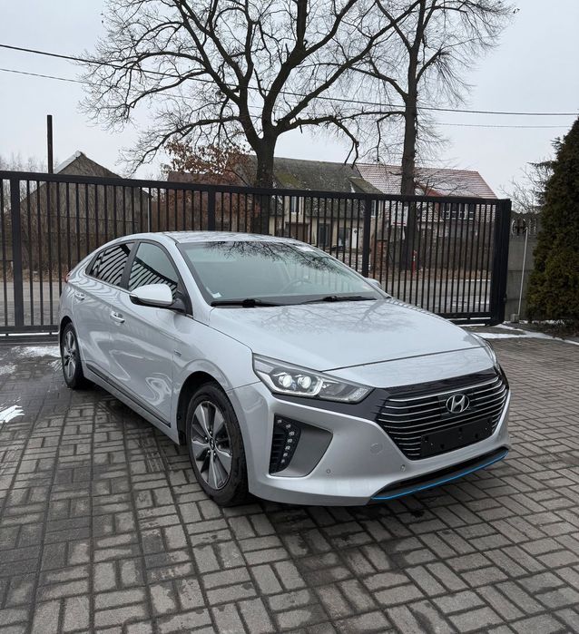 Hyundai IONIQ