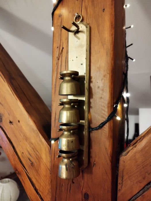 Stary, francuski wieszak na 4 kieliszki na jajka, mosiądz.