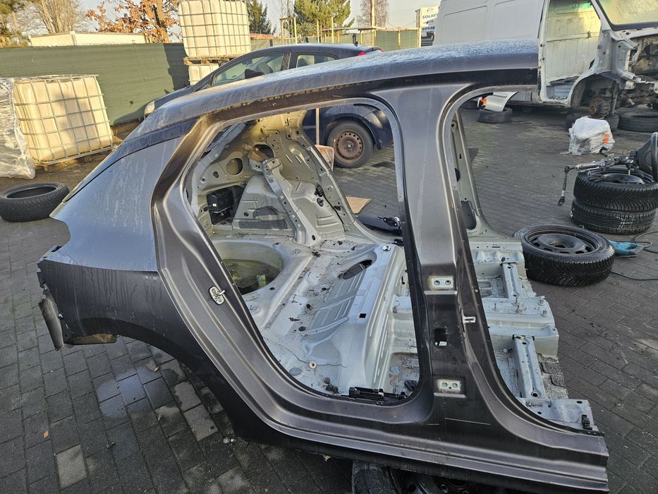 Cwiartka Opel Corsa F