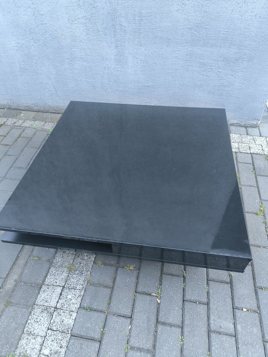 Stolik czarny z połyskiem IKEA