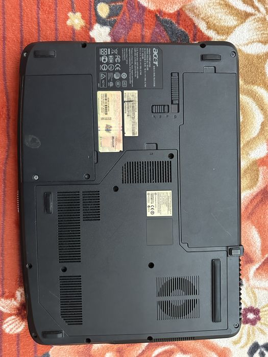 Асер 5720 z не робочий под запчасті