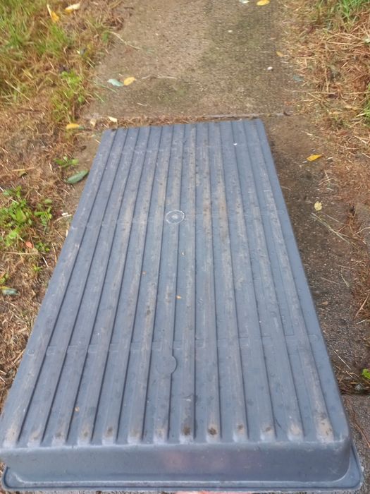 Wanienki/korytka pod kwiaty doniczkowe