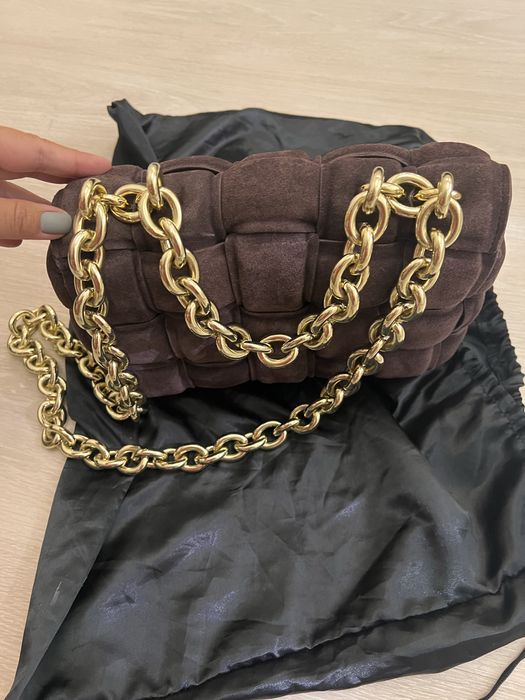 Продам  замшевую сумку.