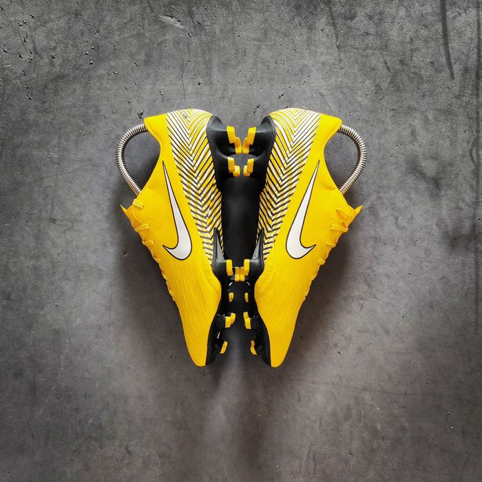 Korki Nike Mercurial Vapor XII Pro FG 40,5