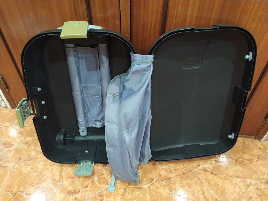 Mala malas de porão até 23 kg ou de cabine 8 a 10 kg. Casa quarto apartamento vivenda carro.