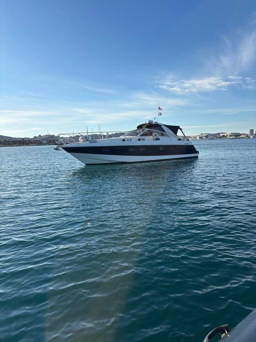 Jacht 2 silniki 12,5m