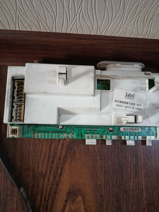 Продам запчастини для пральної машини Ariston AVL80