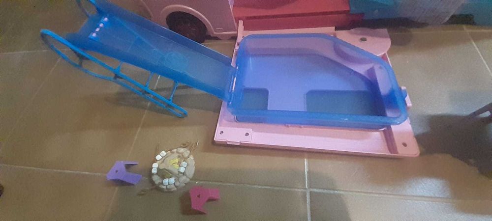 Caravana da Barbie Completa em excelente estado - Padrão da Légua