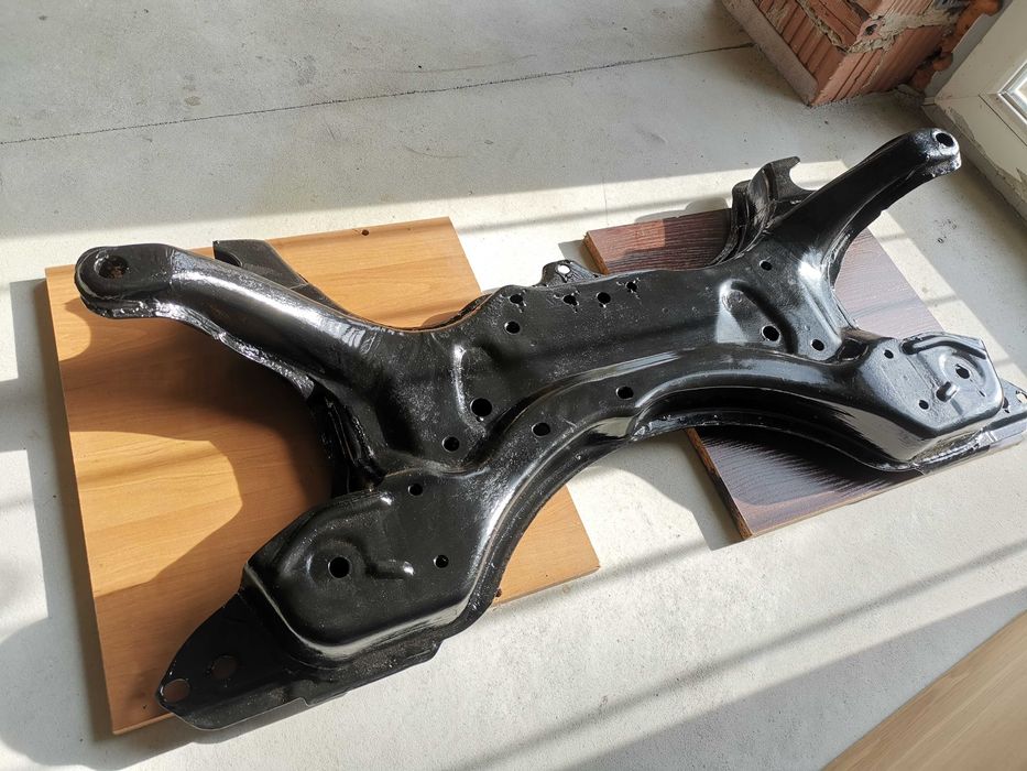 Sanki belka silnika Toyota Corolla E12