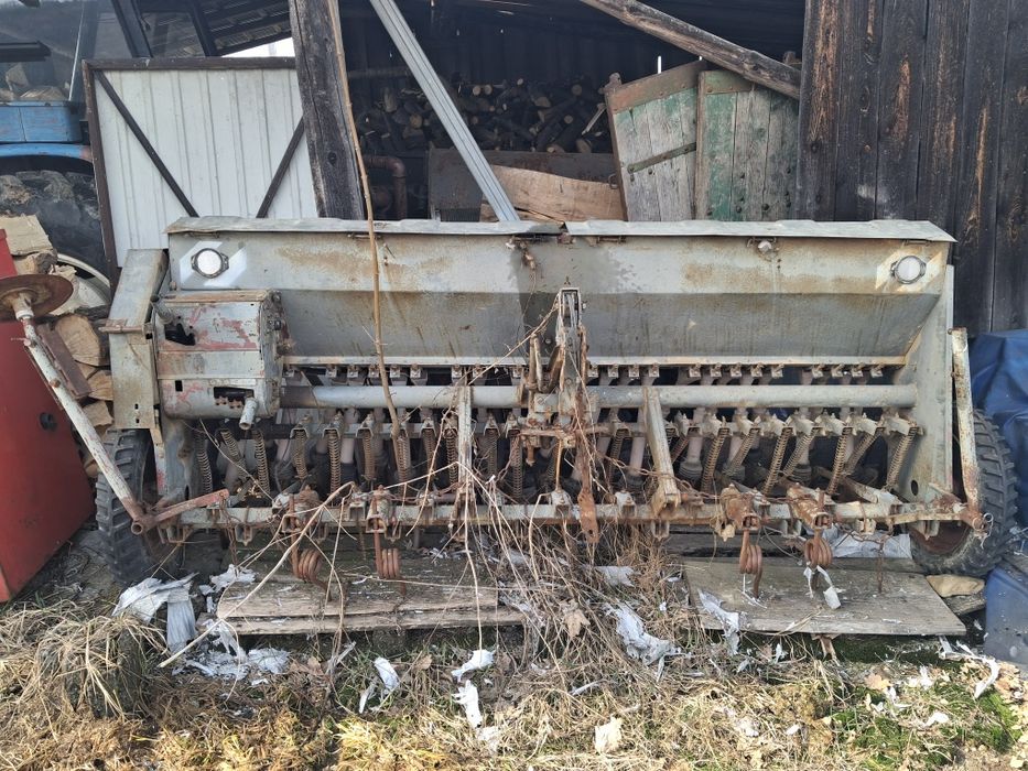 Siewnik Poznaniak 2.7m znaczniki zaprawiarka