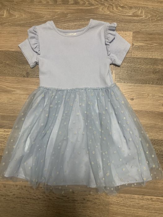 Сукня для дівчинки