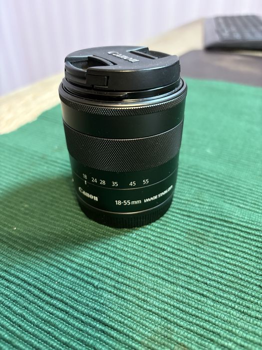 Обʼєктив Canon EF-M 18-55 m