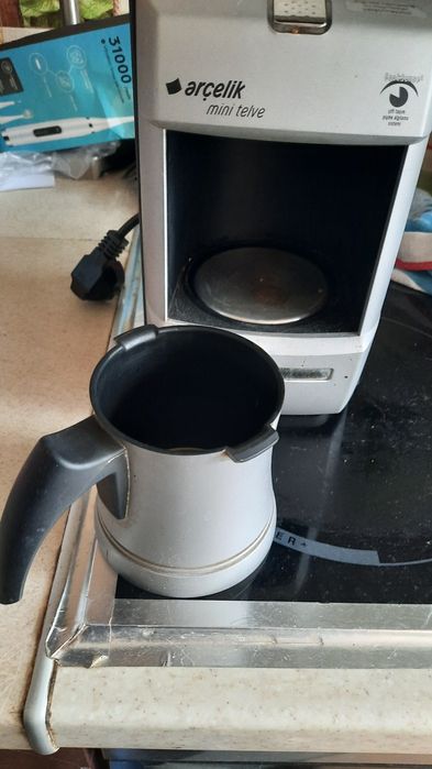 Електрична кавоварка-турка