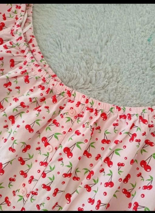 Urocza bluzka w wisienki 2xl-5xl