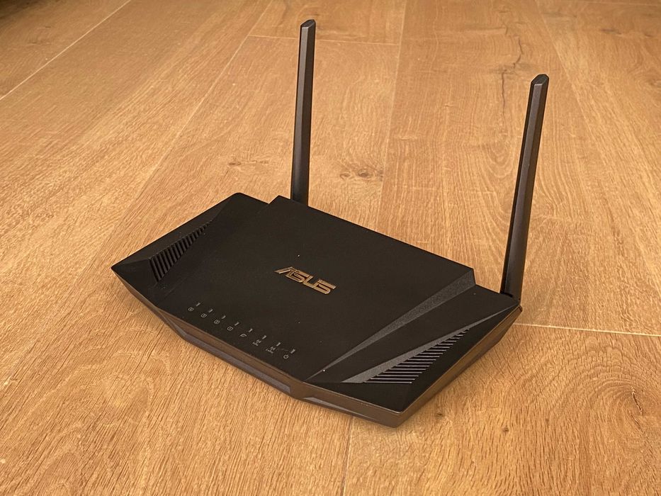 Router ASUS RT-AX56U Dual-band 802.11ax (Wi-Fi 6) AX1800 4xLAN 2xUSB