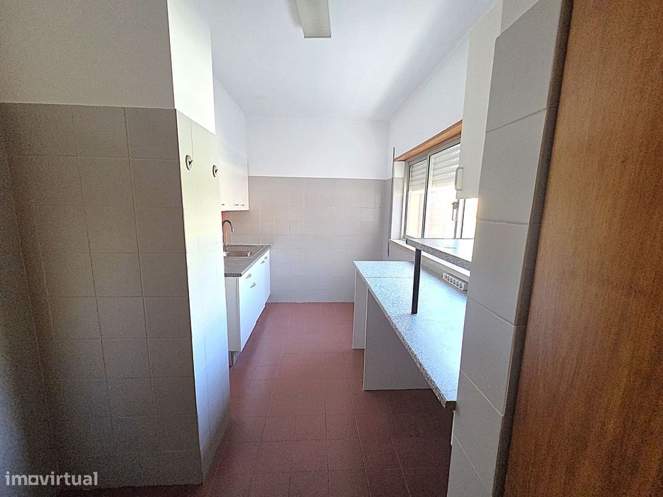 MONTE DA CAPARICA - T3 com Parqueamento