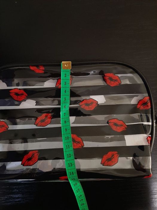 Косметичка Tesco