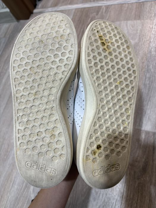 Adidas кросівки 38р