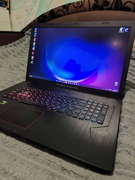 Игровой ноутбук 17.3 Asus Rog Strix