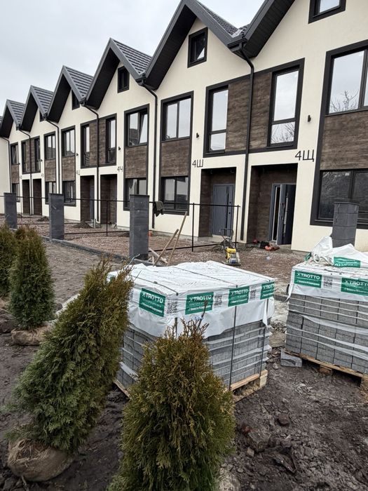 Таунхаус в Бучі біля Центрального парку та біля  Кампи