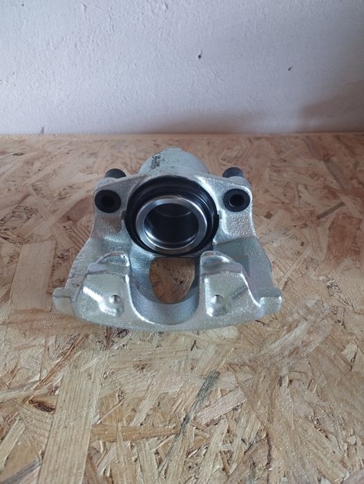 Гальмівний супорт BREMBO