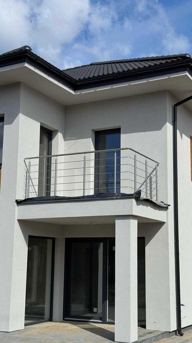 Balustrady nierdzewne zabezpieczenia okienne