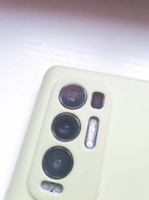 Oppo Find X3 Neo