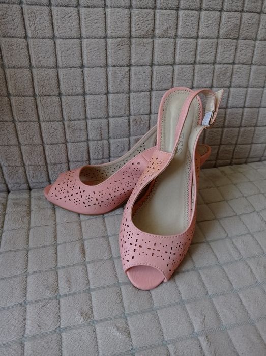 Szpilki damskie różowe