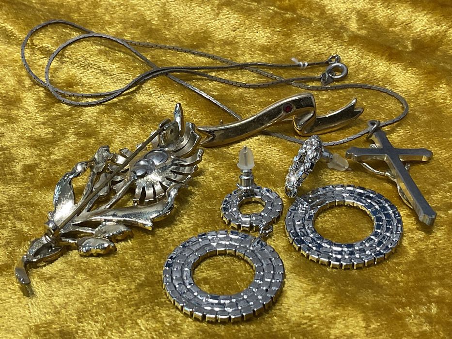 Fio,broche alfinete brincos ,peças vintage