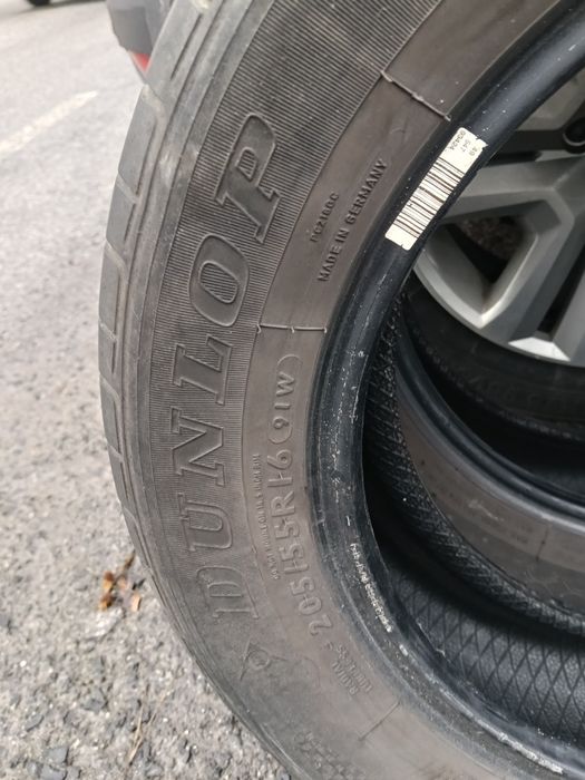 Dois pneus 205 55r 16 usados mas bom