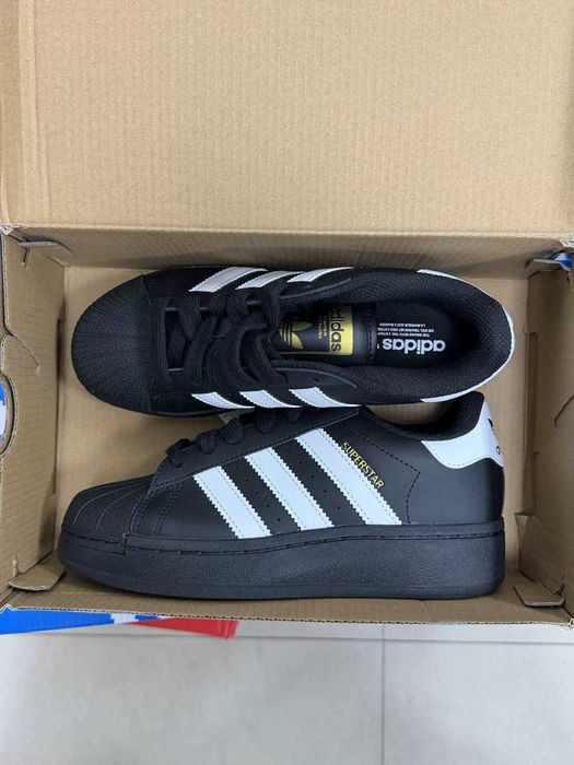 adidas original SUPERSTAR R.37