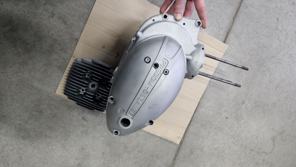 Kartery wsk 125 bdb stan ,zapłon Cdi