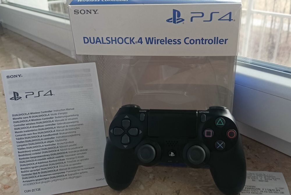 Dualshock 4v2, pad do ps4 z Media Markt