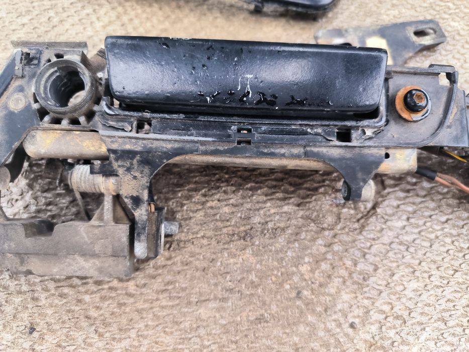 Ручка водительской двери дорест BMW E34 з накладкою