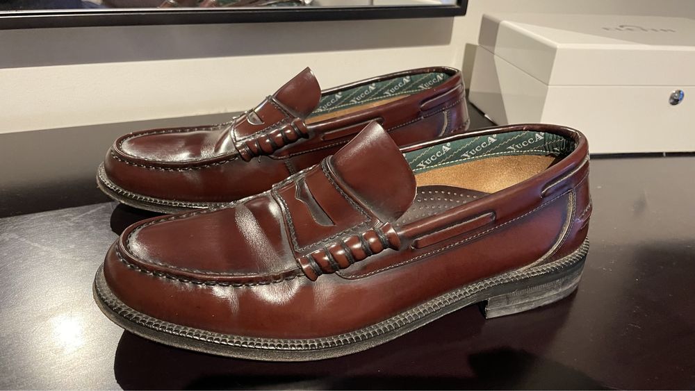 Sapatos Yucca 42
