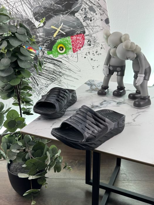 Нові тапочки шльопки Hoka Ora Recovery 35 розмір Е11821