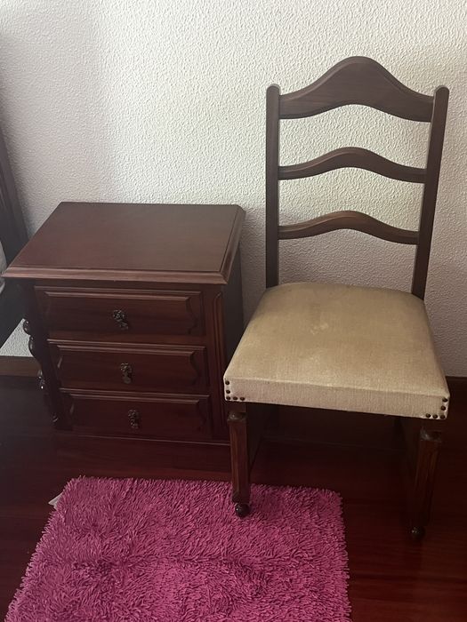 Quarto Vintage Anos 80 Madeira Maciça | Estilo D. Maria | Colchão 133x183 |