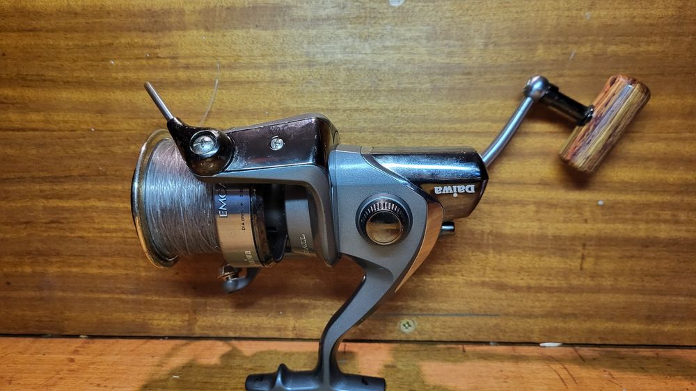 Carreto Daiwa Emcast Advanced 4500