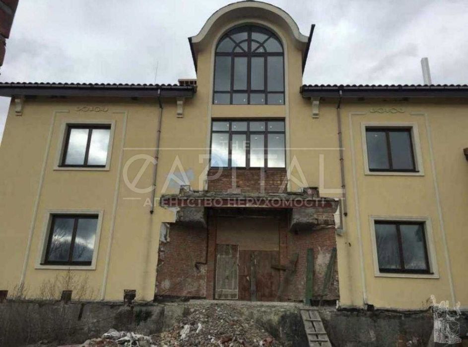 Продаж /Будинок /1700 м2 /Козин /КМ Золоті Ворота /Обухівський район