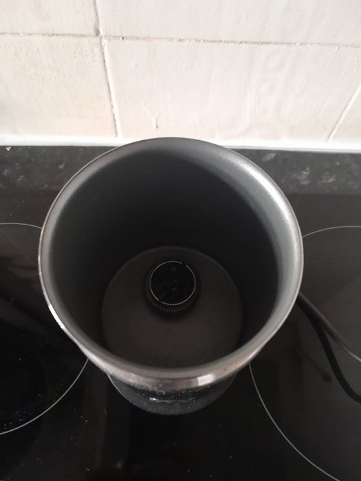 Espumador de Leite Nespresso (Quente e Frio)