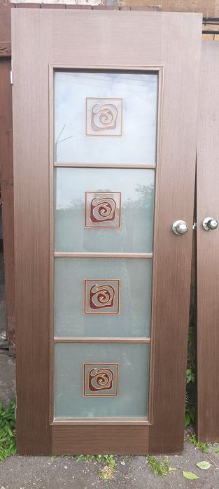 Продам міжкімнатні двері у хорошому стані
