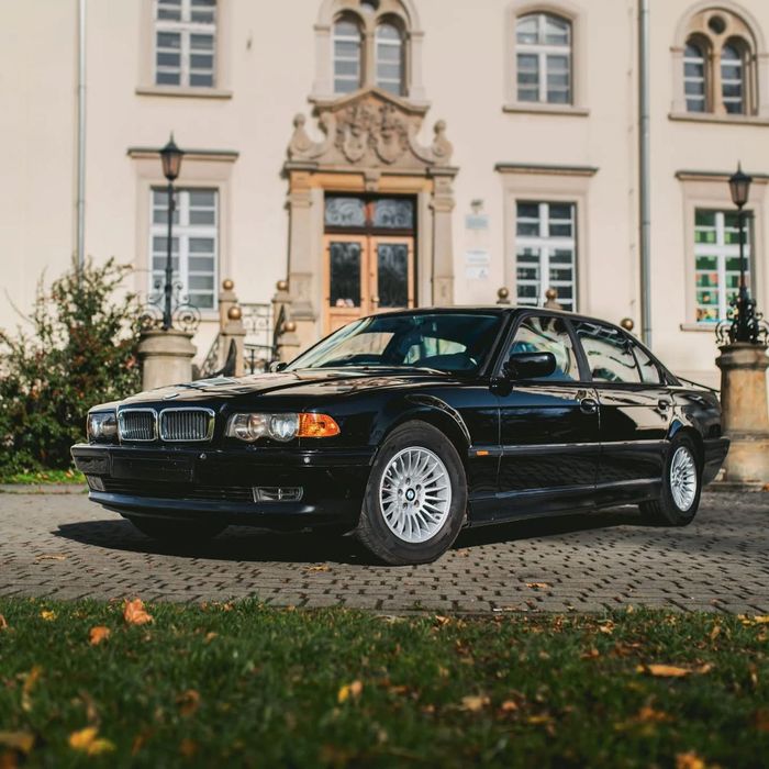 BMW Seria 7 Kuloodporny B6/B7 Legenda
