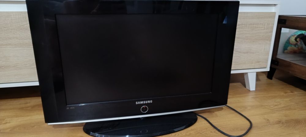 Televisão Samsung 26 polegadas443550536503152640