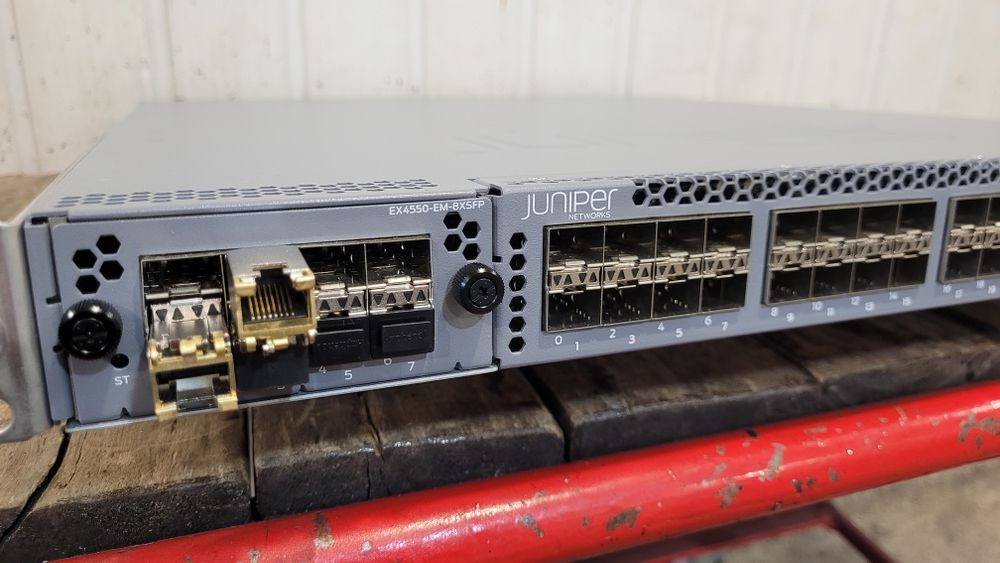 Комутатор Juniper EX-4550