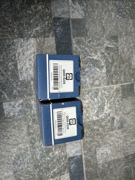 Стійки втулки стабілізатора nissan primera p12