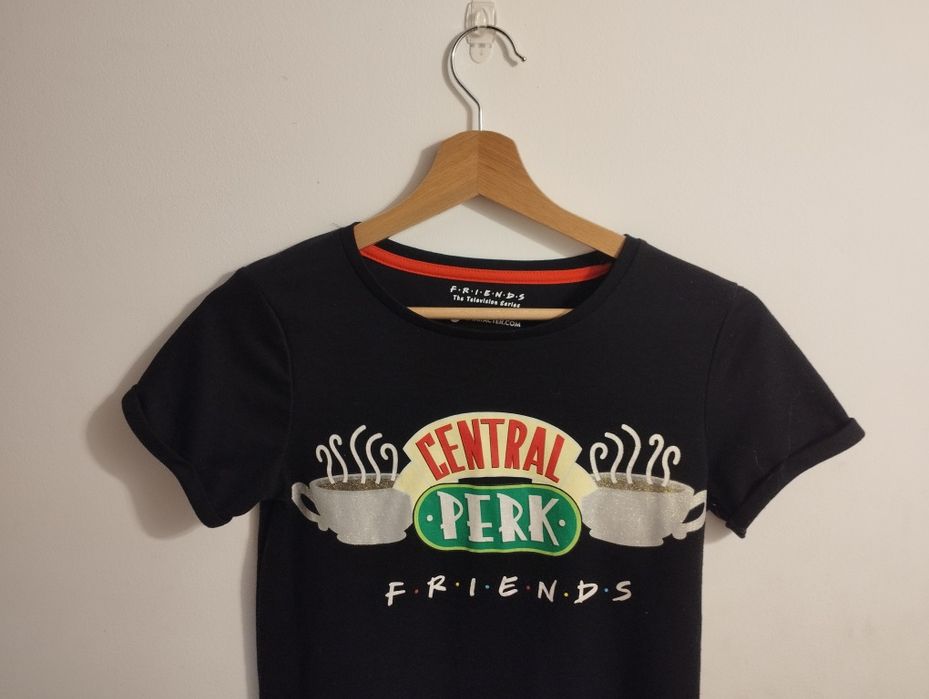 T-shirt Friends Central Perk r. 146