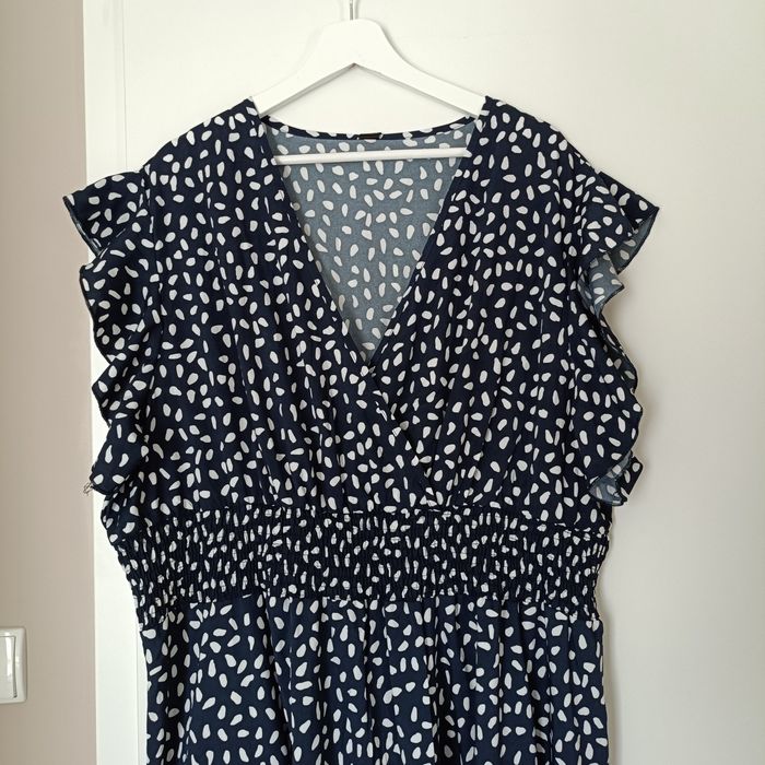Nowa sukienka " Emery Rose" 4Xl