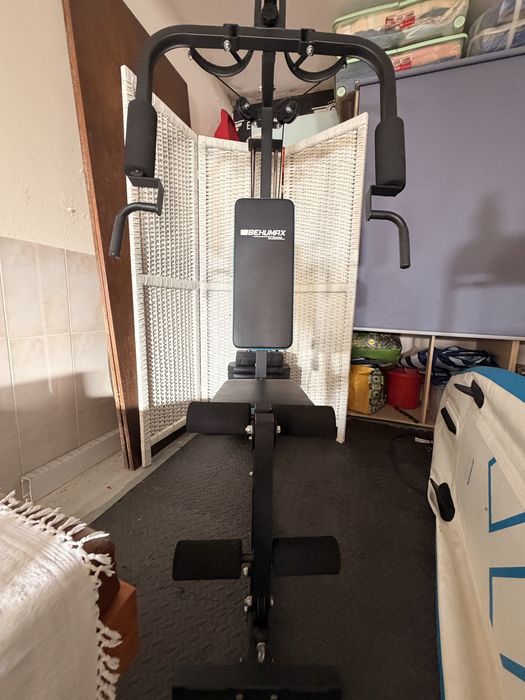Maquina musculacao