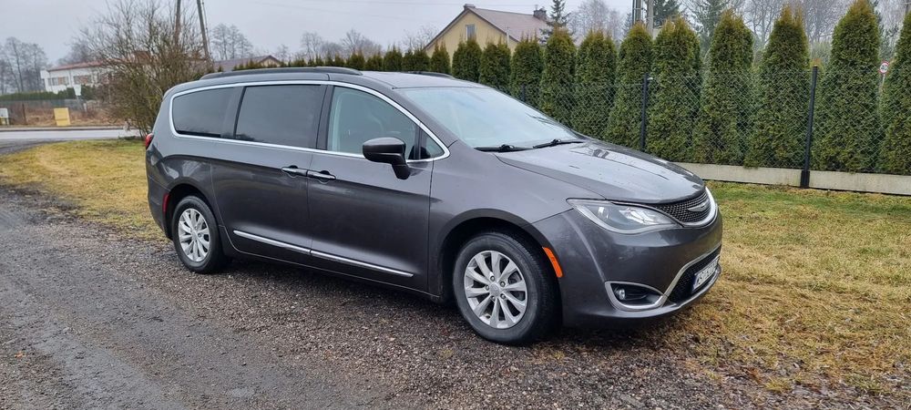 Chrysler Pacifica